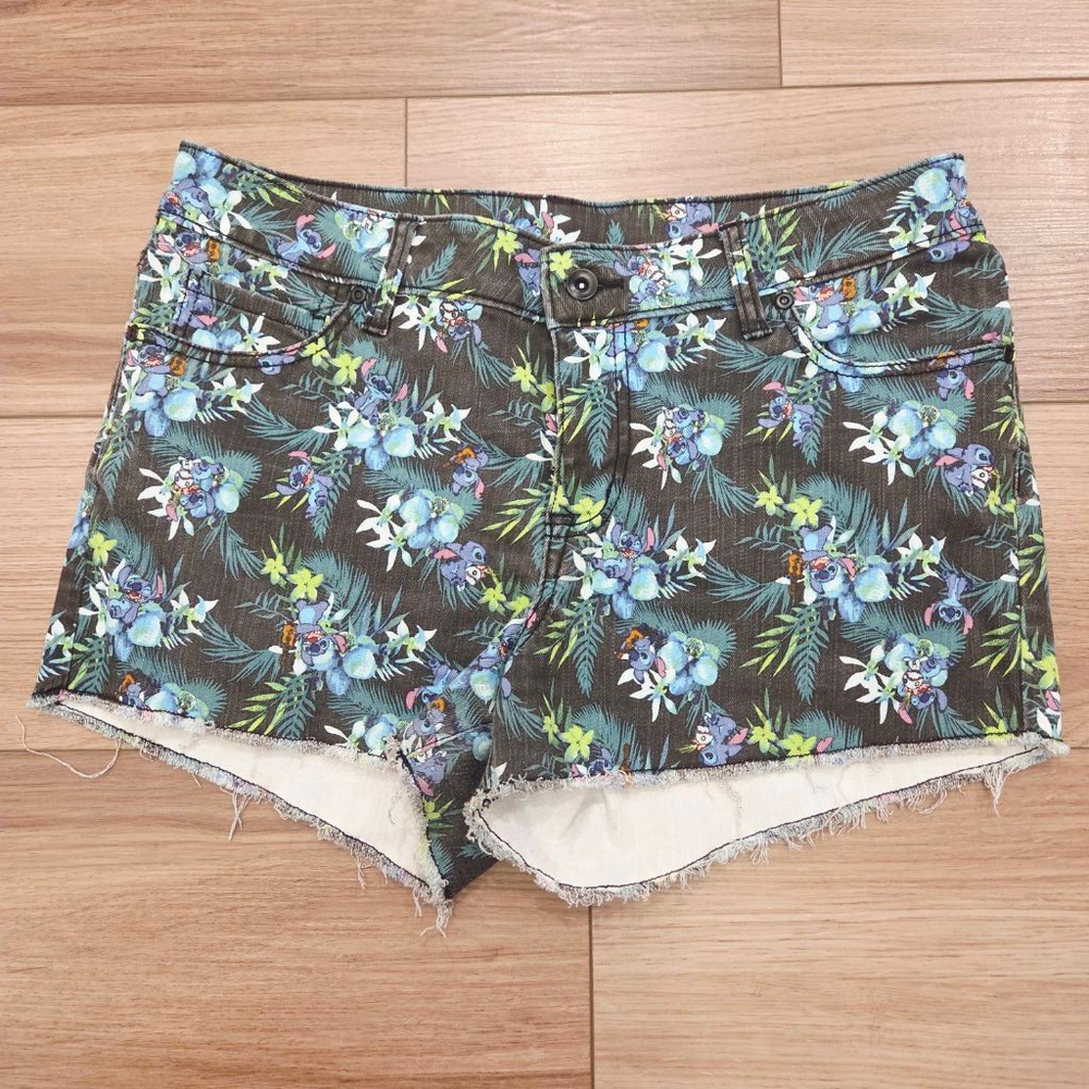 Disney Shorts Black Blue Stitch & Floral Print size 15
